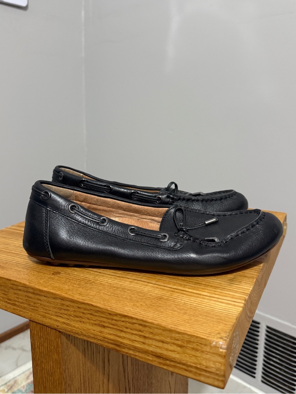 Naturalizer Virginia Black Moccasin Loafers Womens 9 Bow Slip On Comfort Flats